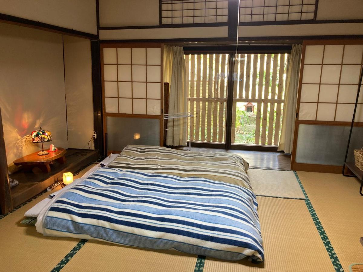 Fukutsu Guesthouse Kojiya 暮らしをつくる宿 旧糀屋 מראה חיצוני תמונה